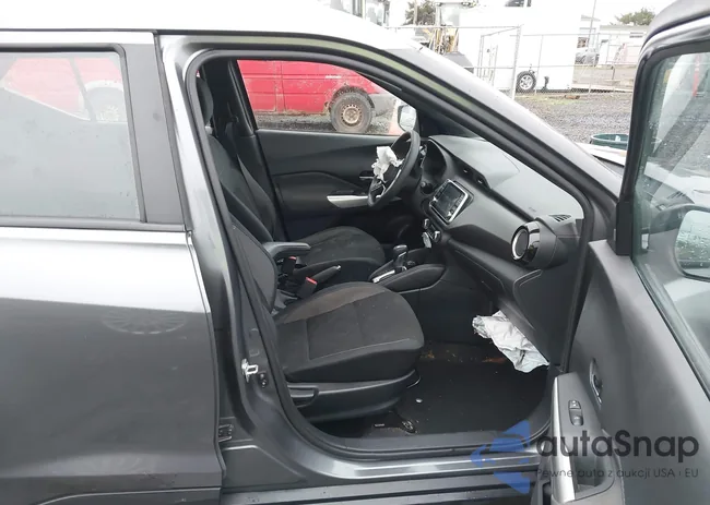 3N1CP5CVXLL495217: 44011292