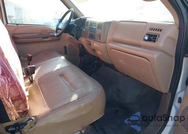 1FTNF21L1XED76616: 44011301