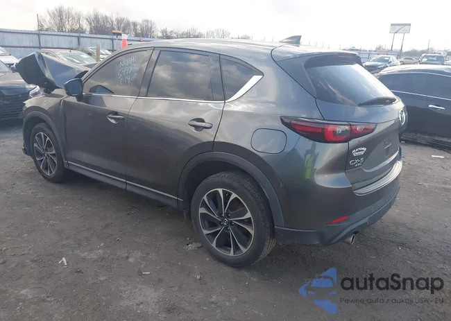 JM3KFBEM5N0553885: 44011317