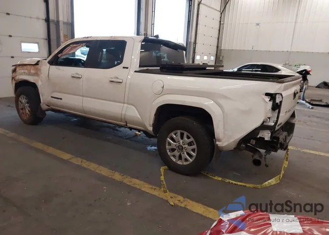 3TMLB5JN9RM079824: 44011393