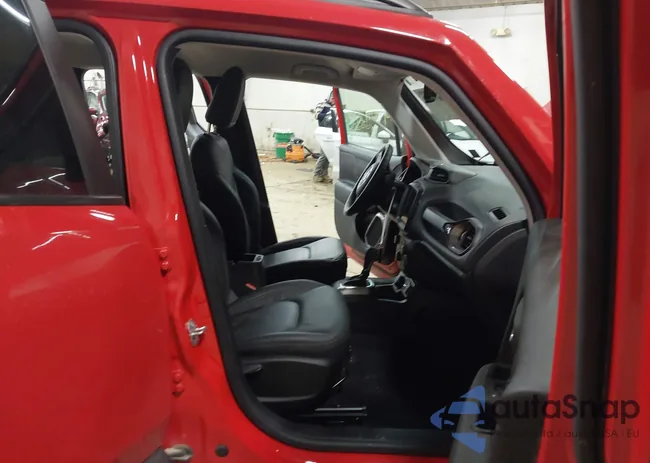 ZACNJDD17NPN73473: 44011545