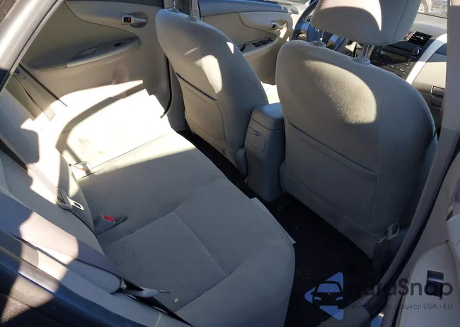 2T1BU4EE5AC328093: 44011599