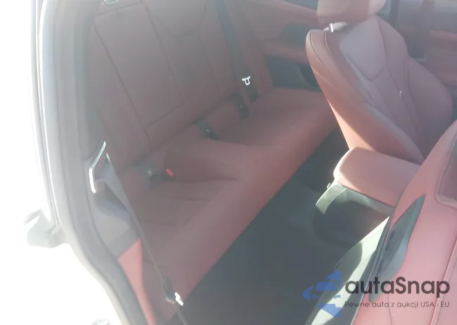 WBA43DA07TCV89546: 44012860