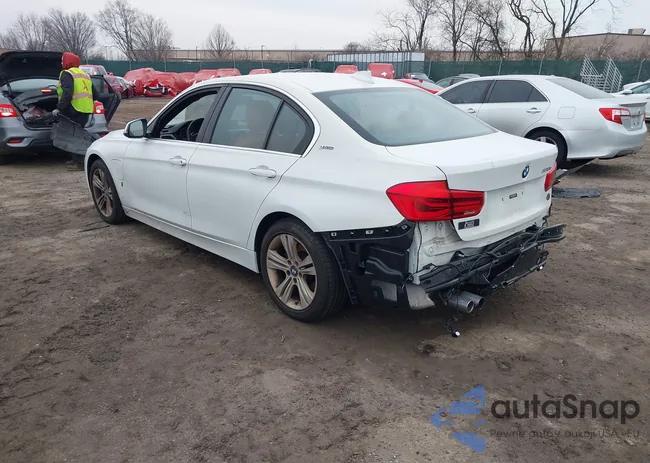 WBA8E1C50JA178114: 44012907