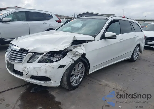 WDDHH8JB4DA769570: 44012944