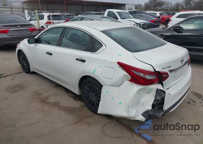 1N4AL3AP5JC472385: 44013164