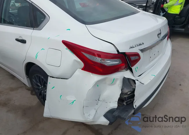 1N4AL3AP5JC472385: 44013164