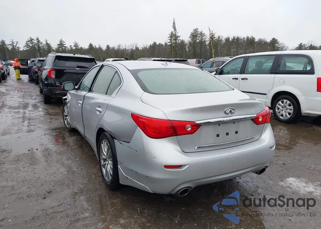 JN1BV7AR1FM423643: 44013216