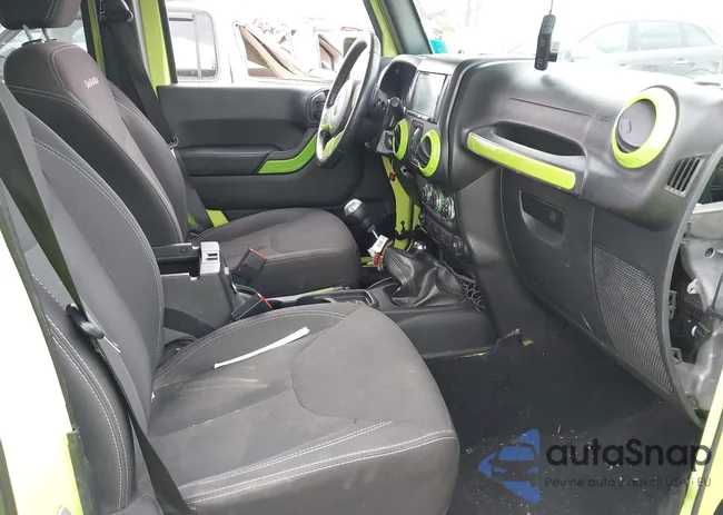 1C4BJWEG5GL336315: 44012272