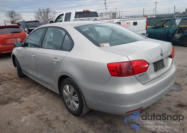 3VW1K7AJ4CM327630: 44012285