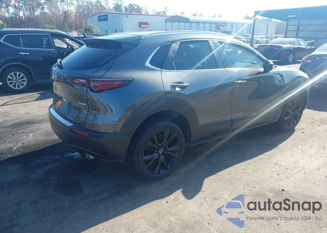 3MVDMBBM0RM643295: 44012307