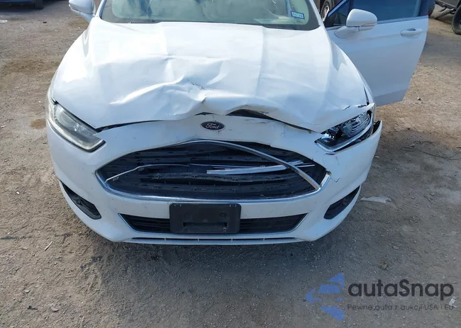 3FA6P0LU3GR318697: 44012378