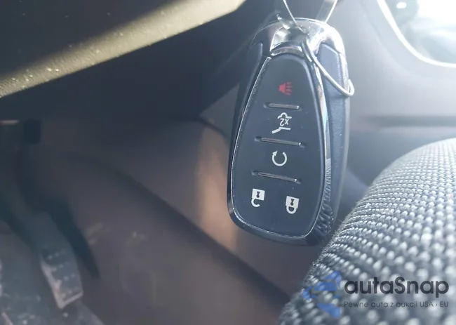 1GNERGKW6MJ196832: 44012386