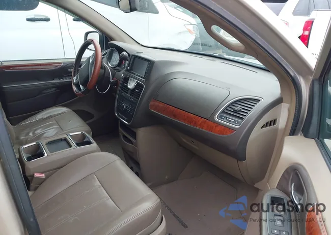 2C4RC1BG2DR539424: 44012596