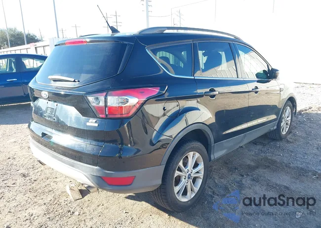 1FMCU0GD2JUD43375: 44012639