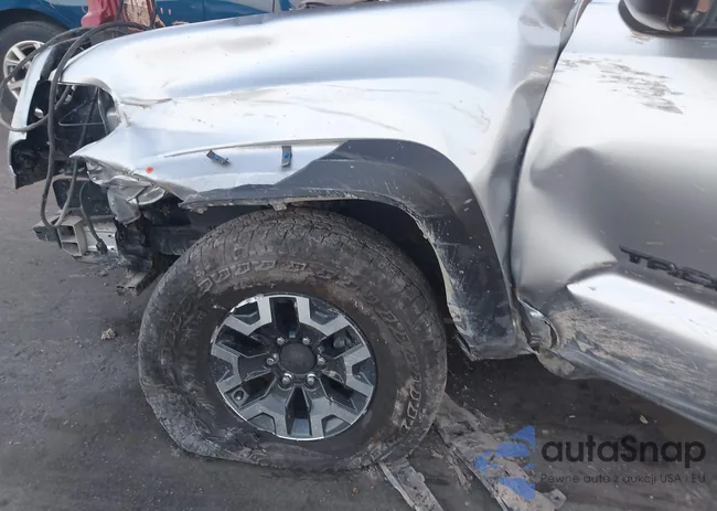 3TMCZ5AN3PM640155: 44012641