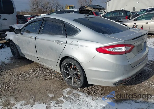 3FA6P0K9XER304905: 44013656