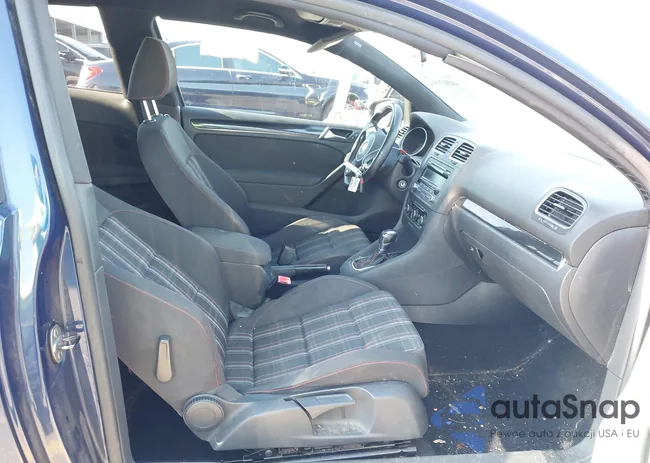 WVWFD7AJ2DW006013: 44013694