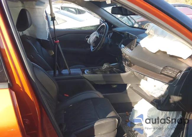 JN8AT3DD1MW304200: 44013831