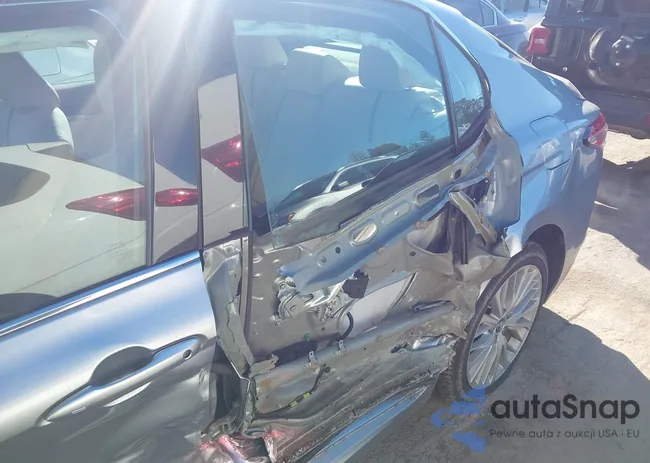 4T1B21HK5KU518210: 44013849