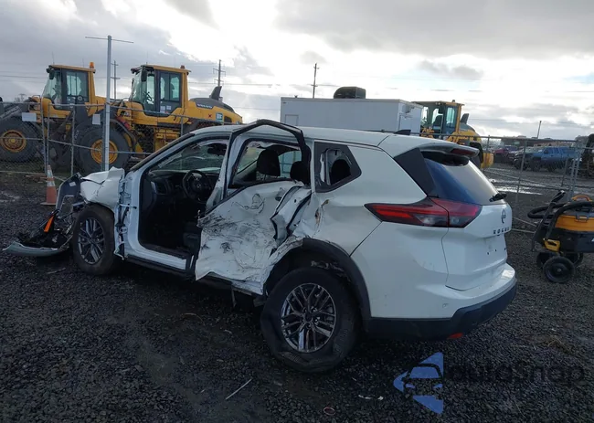 5N1BT3AB9RC696902: 44013873