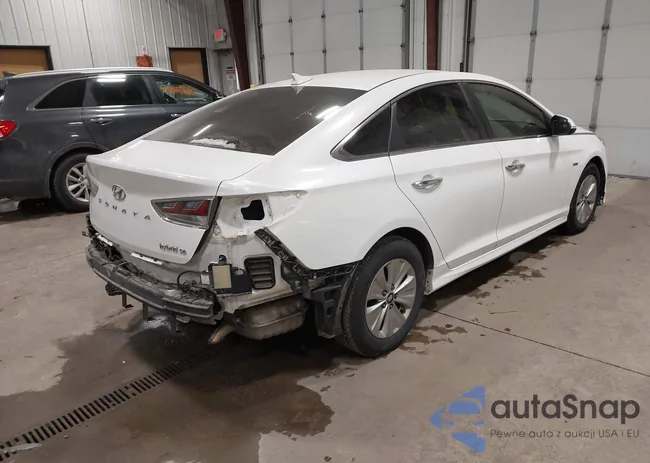 KMHE24L36KA090454: 44013900