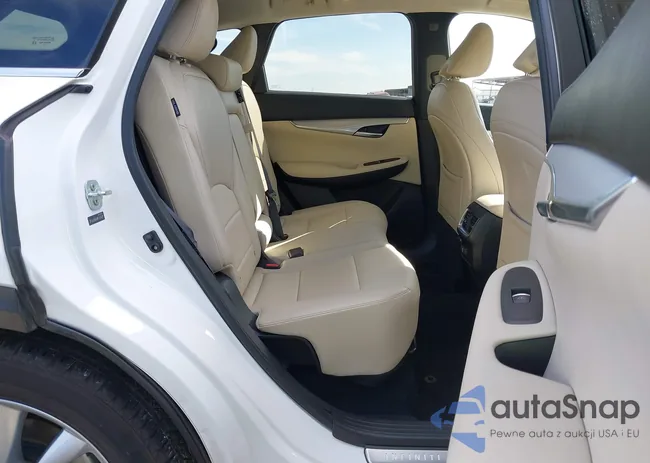 3PCAJ5BAXMF105429: 44013910