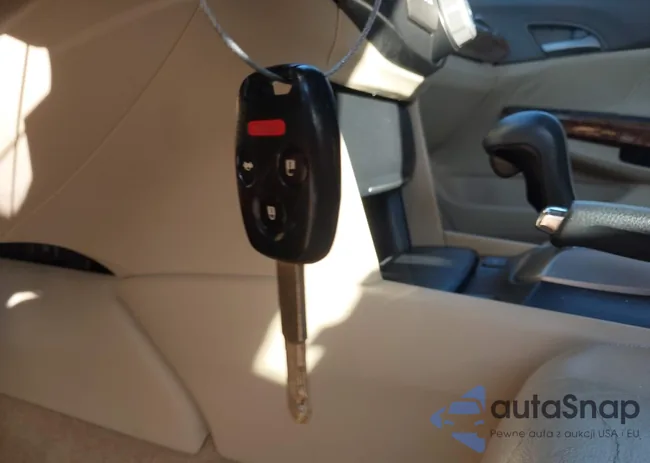 1HGCP36818A053062: 44013950