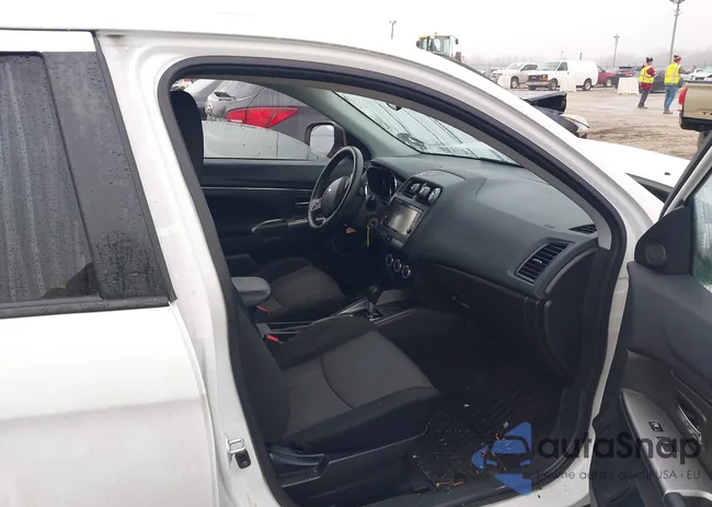 JA4AP3AUXKU033497: 44014035