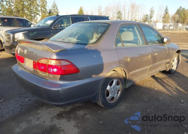 1HGCG5558YA153551: 44014101