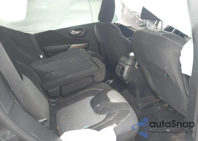 1C4PJLAB7HW666925: 44014220