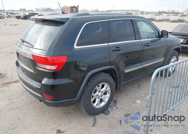 1C4RJEAG4CC275306: 44013322