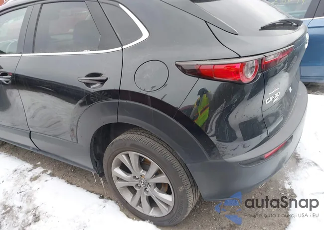 3MVDMBDL1MM312240: 44013353