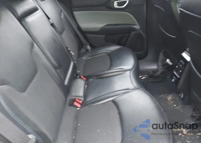 3C4NJDBB3NT170713: 44013358