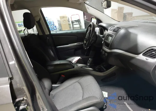 3C4PDCAB1HT544803: 44013368