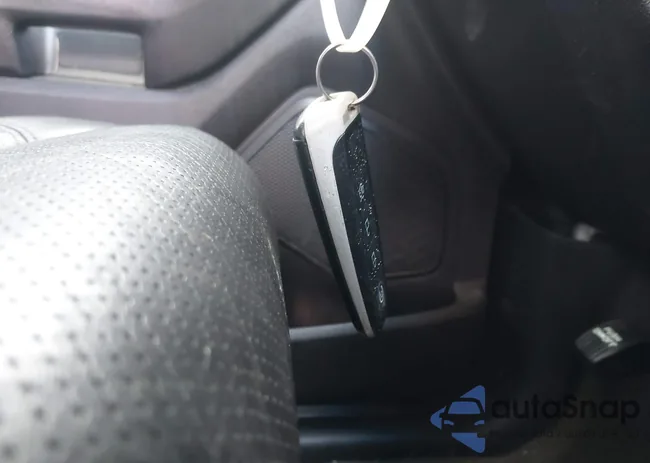 1FM5K7F88FGA25858: 44013377