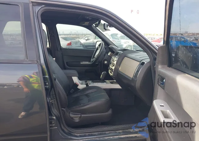 4M2CU97138KJ28490: 44013431