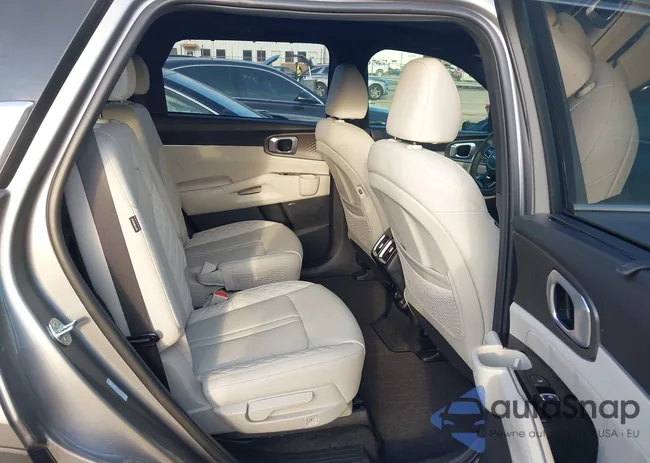 KNDRKDJG4S5353402: 44013440