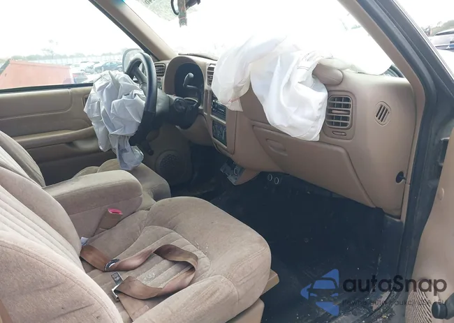 1GCCS145518174376: 44013446