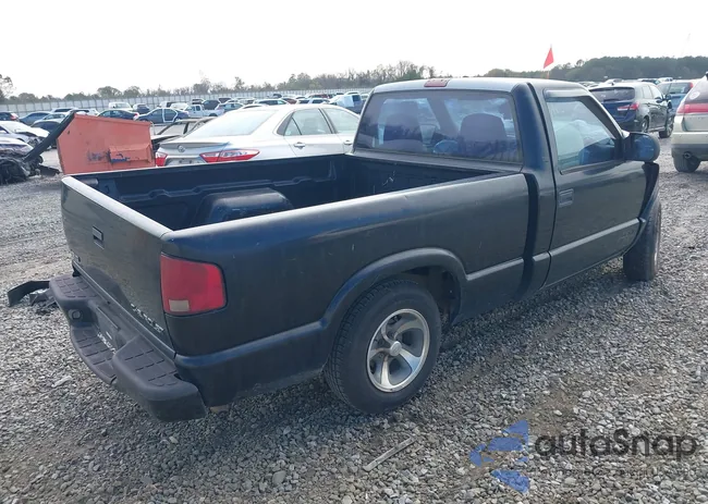 1GCCS145518174376: 44013446