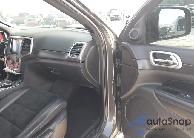 1C4RJFAG3JC112777: 44013452