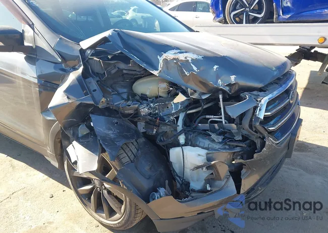 1FMCU0J91HUE85232: 44013454