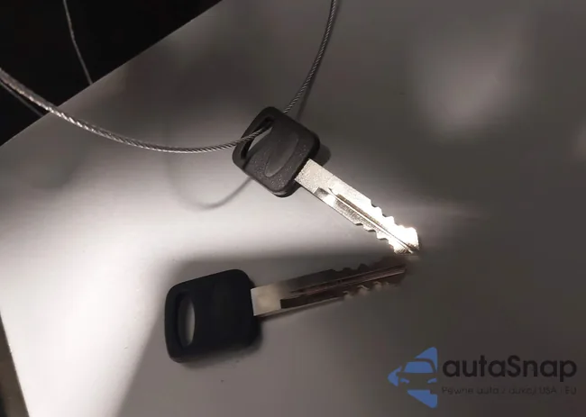 1FTNE24W17DB23732: 44013608