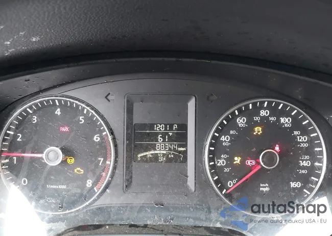 3VWD17AJ2EM396951: 44013634