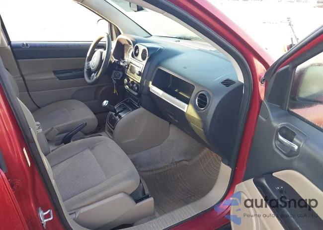 1C4NJCBA2HD148178: 44013638