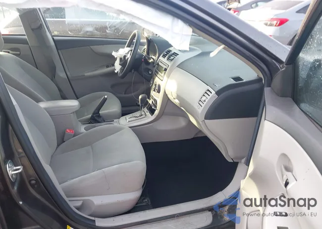 2T1BU4EE8CC800712: 44014680