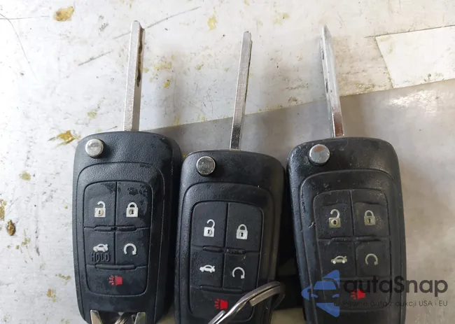 1G1PC5SB7E7178710: 44014683