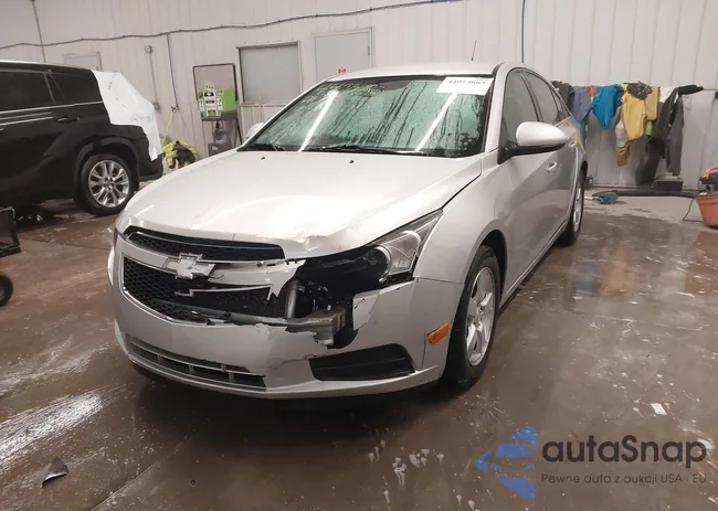 1G1PC5SB7E7178710: 44014683