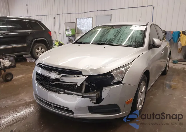 1G1PC5SB7E7178710: 44014683