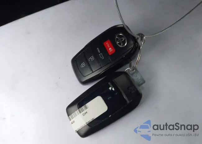 4T1DBADK8SU002048: 44014693